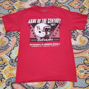 Nebraska Cornhuskers retro/vintage-style tee Adult Small 1971 Huskers vs Sooners